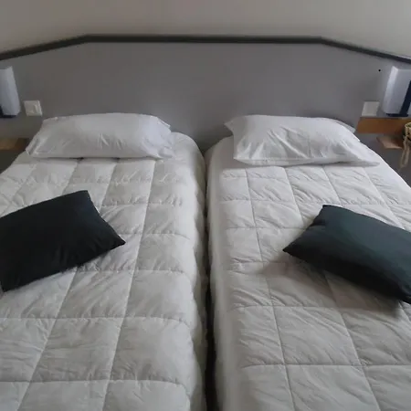 Hotel'n De 호텔 2*